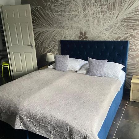 Senorita Apartment มิชโคลซ์ ภายนอก รูปภาพ