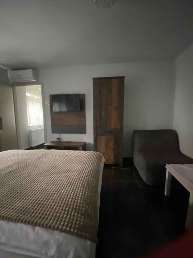 Senorita Apartment มิชโคลซ์ ภายนอก รูปภาพ