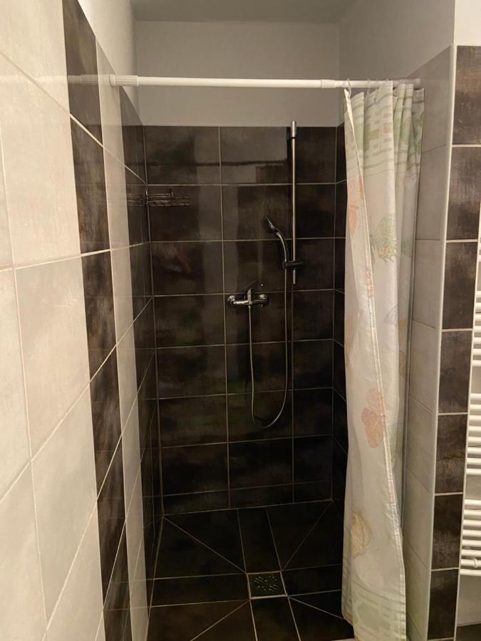Senorita Apartment มิชโคลซ์ ภายนอก รูปภาพ