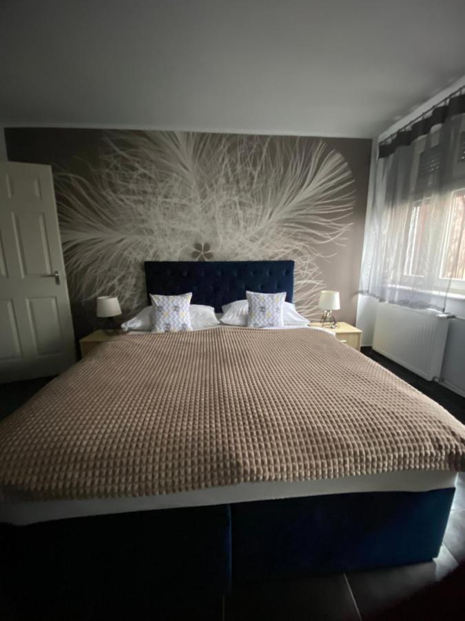 Senorita Apartment มิชโคลซ์ ภายนอก รูปภาพ